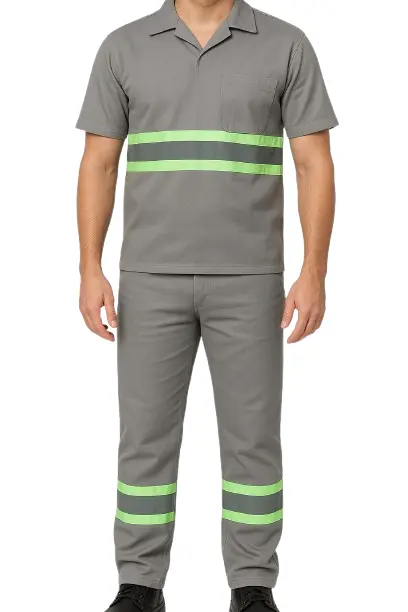 Conjunto de Brim Profissional com Faixa Refletiva Verde – Calça e Camisa Gola Italiana Manga Curta | Cinza